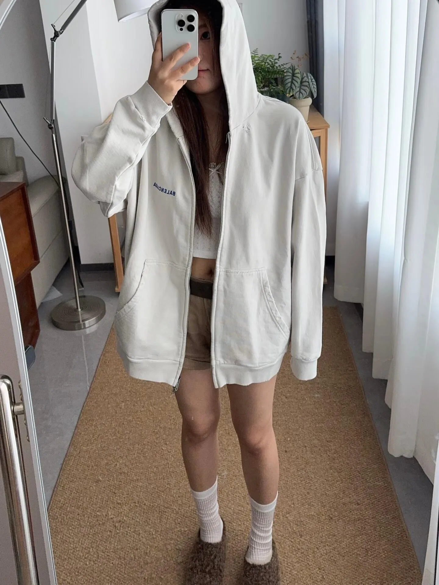 ┃ ┃